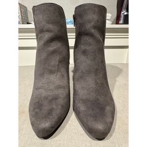 Women's Dexflex Comfort “Prestyne” Grey Quilted vegan suede Ankle Boots Size 11